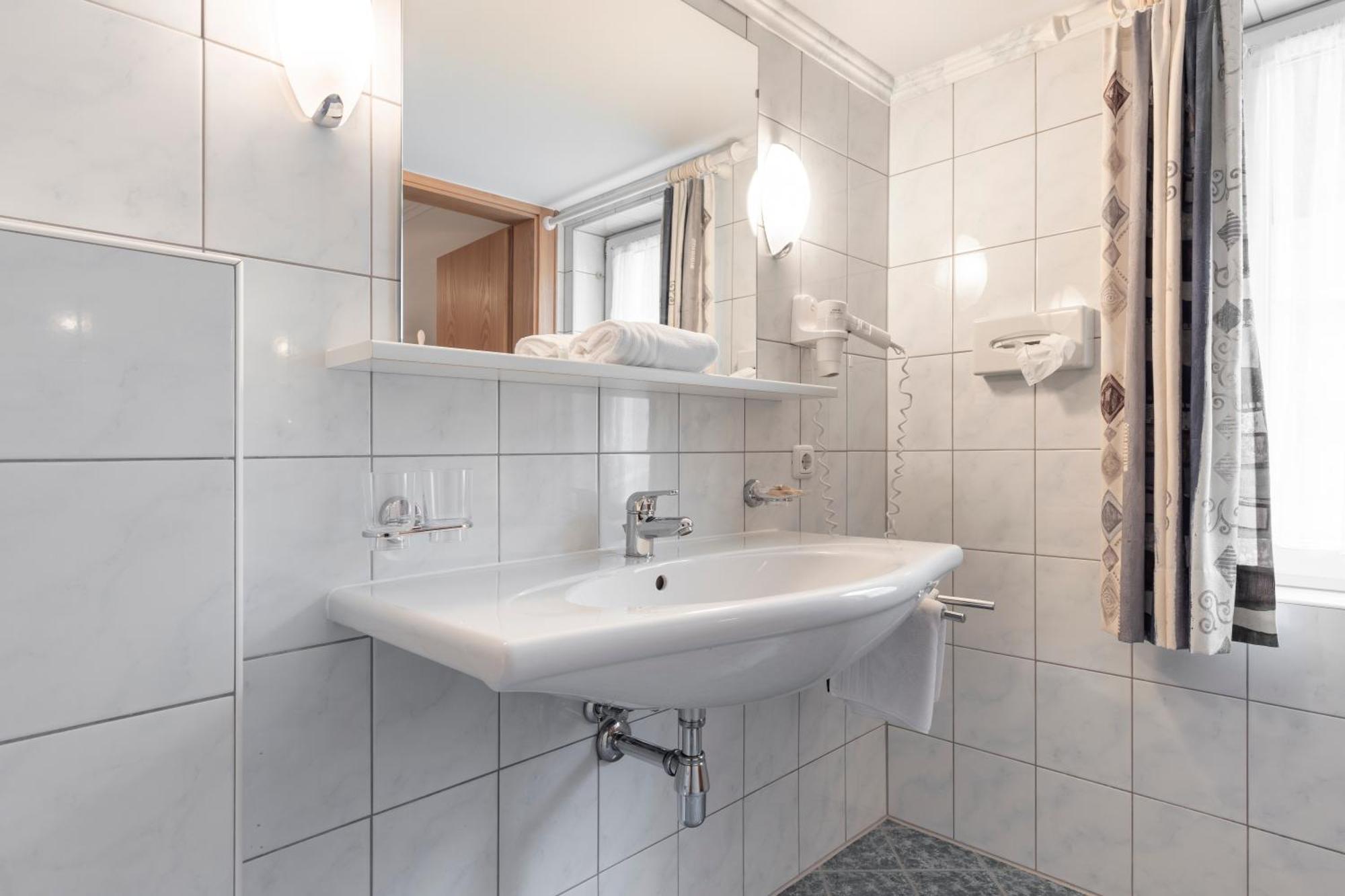 Schmid Rooms & Apartments ايشجل المظهر الخارجي الصورة