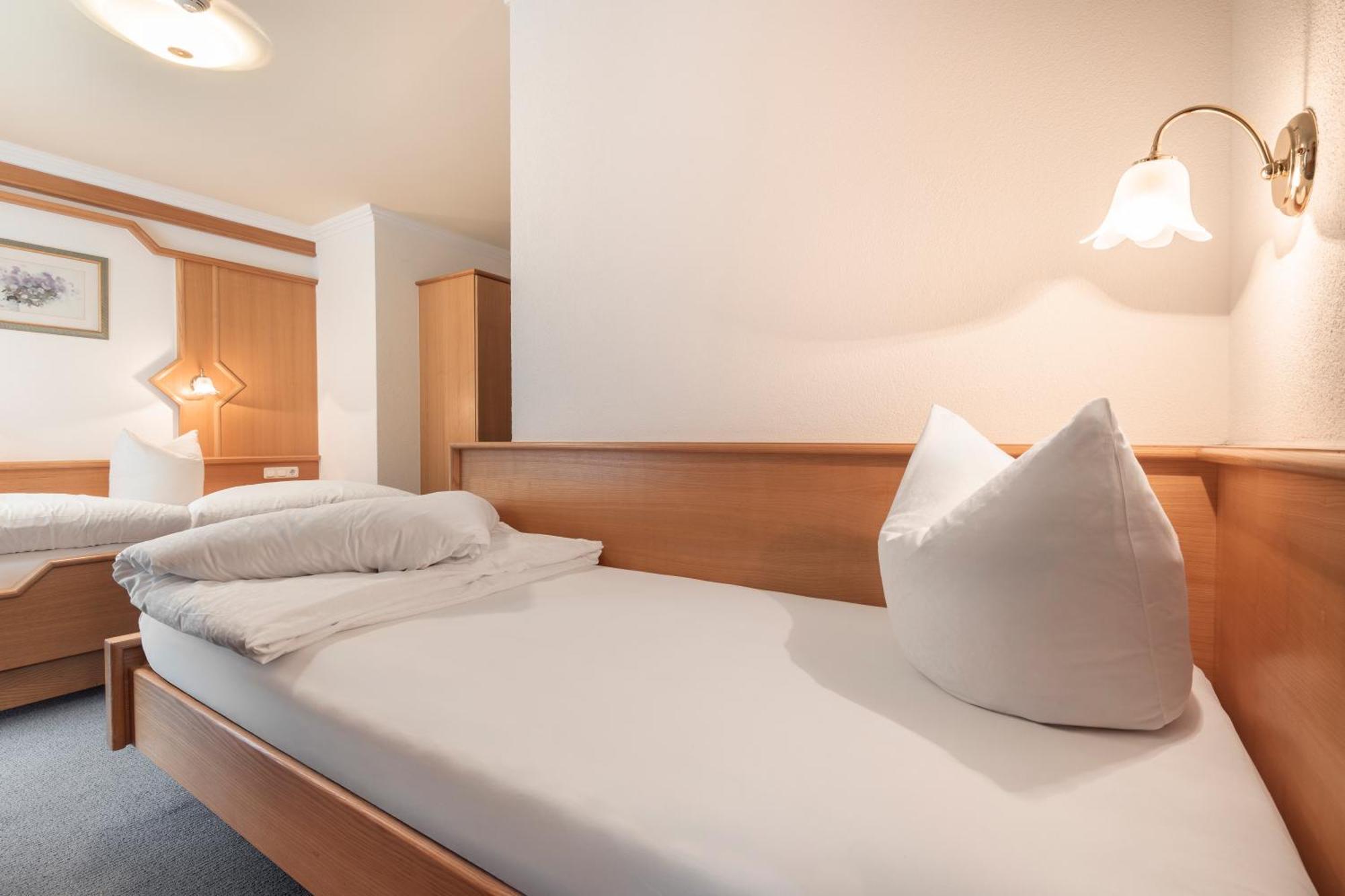 Schmid Rooms & Apartments ايشجل المظهر الخارجي الصورة